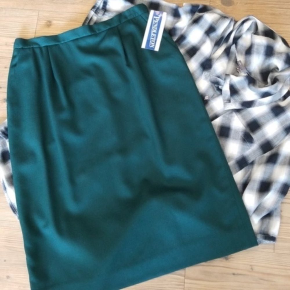 NWT {Pendleton} Virgin Wool Solid Dark Green Skirt